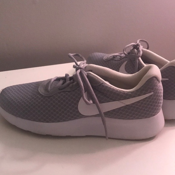 Nike Shoes - Picture 5 of 6